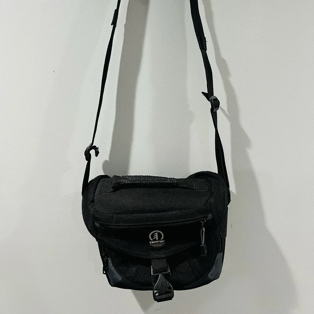 Tamrac Black Canvas Padded Camera Bag‎ Medium DSLR Case w/ Shoulder Strap VTG